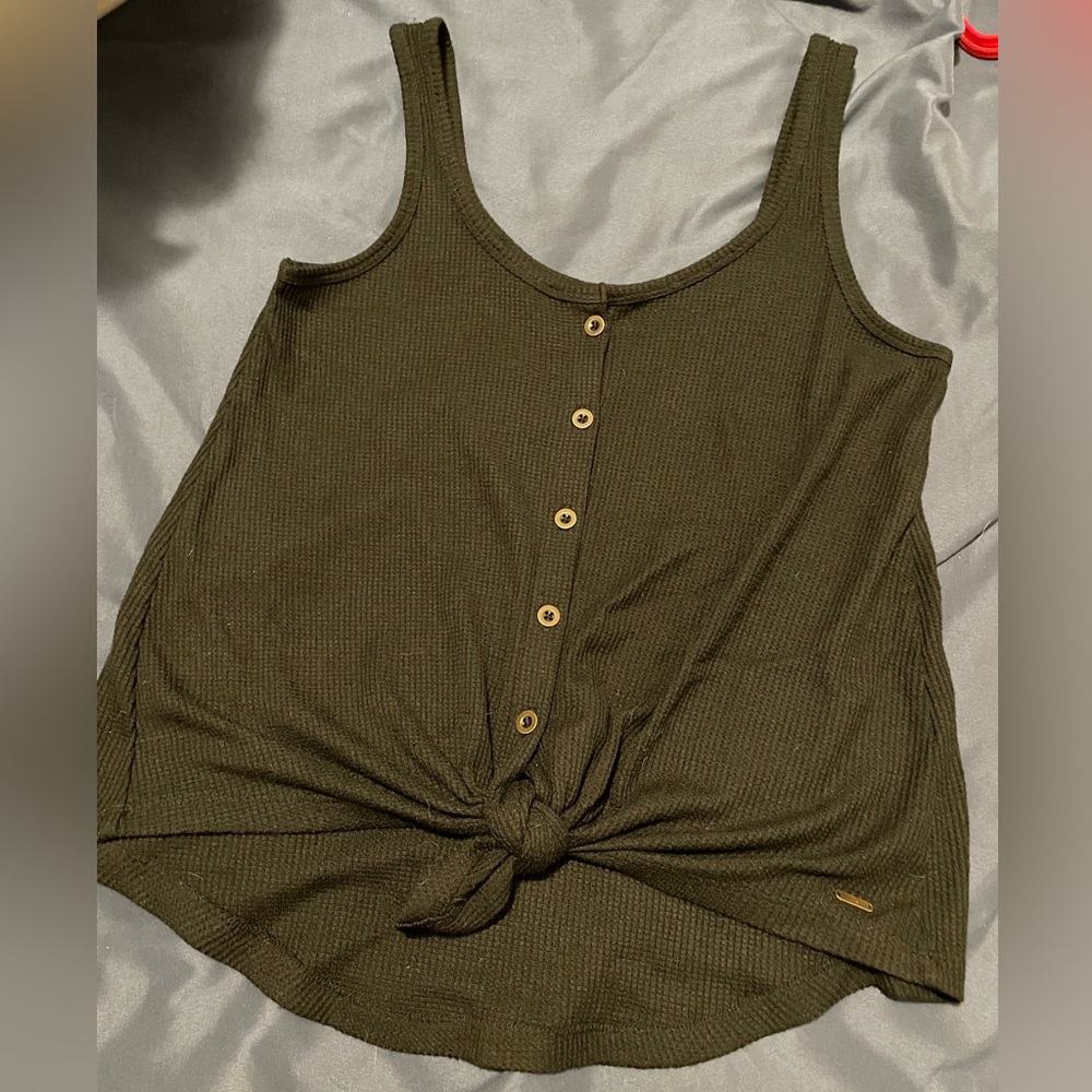 *NWOT* Hollister Waffle Button Up Front Knot Crop Tank